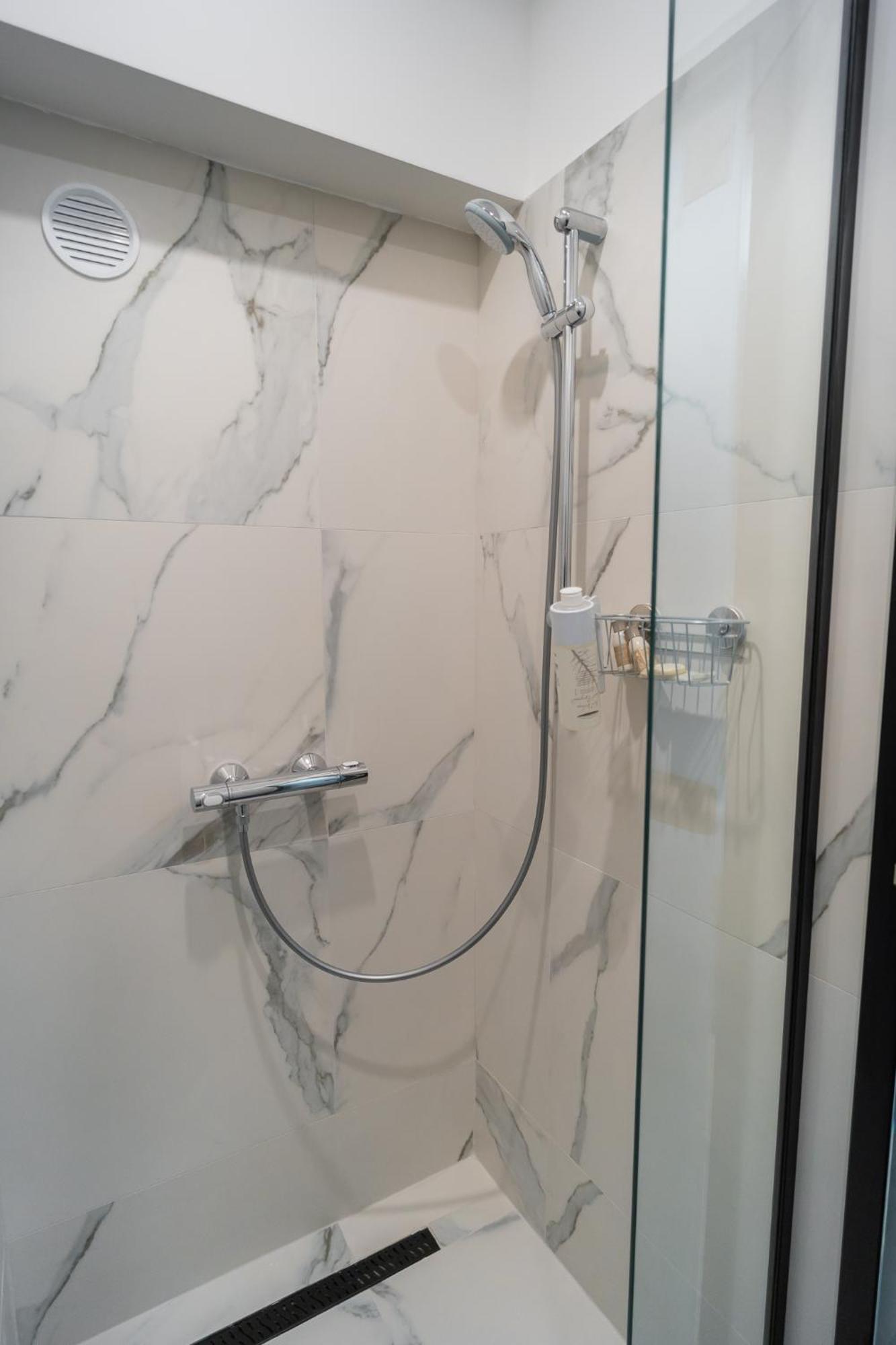 Urban Pearl - Old Town - Unique 4Br/3Ba Apartment Bucarest Extérieur photo