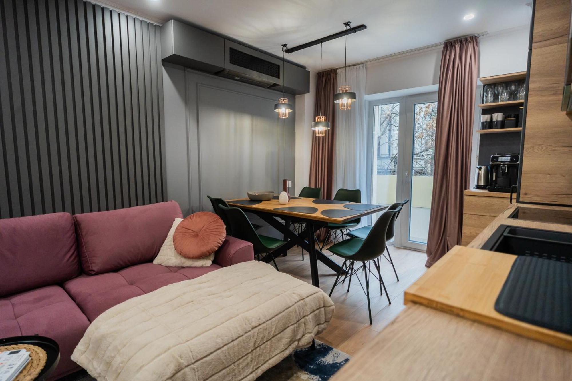 Urban Pearl - Old Town - Unique 4Br/3Ba Apartment Bucarest Extérieur photo